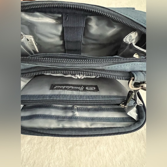 Lug Roundabout Quilted Convertible Wallet Dusty Blue Crossbody Bag - Picture 14 of 15